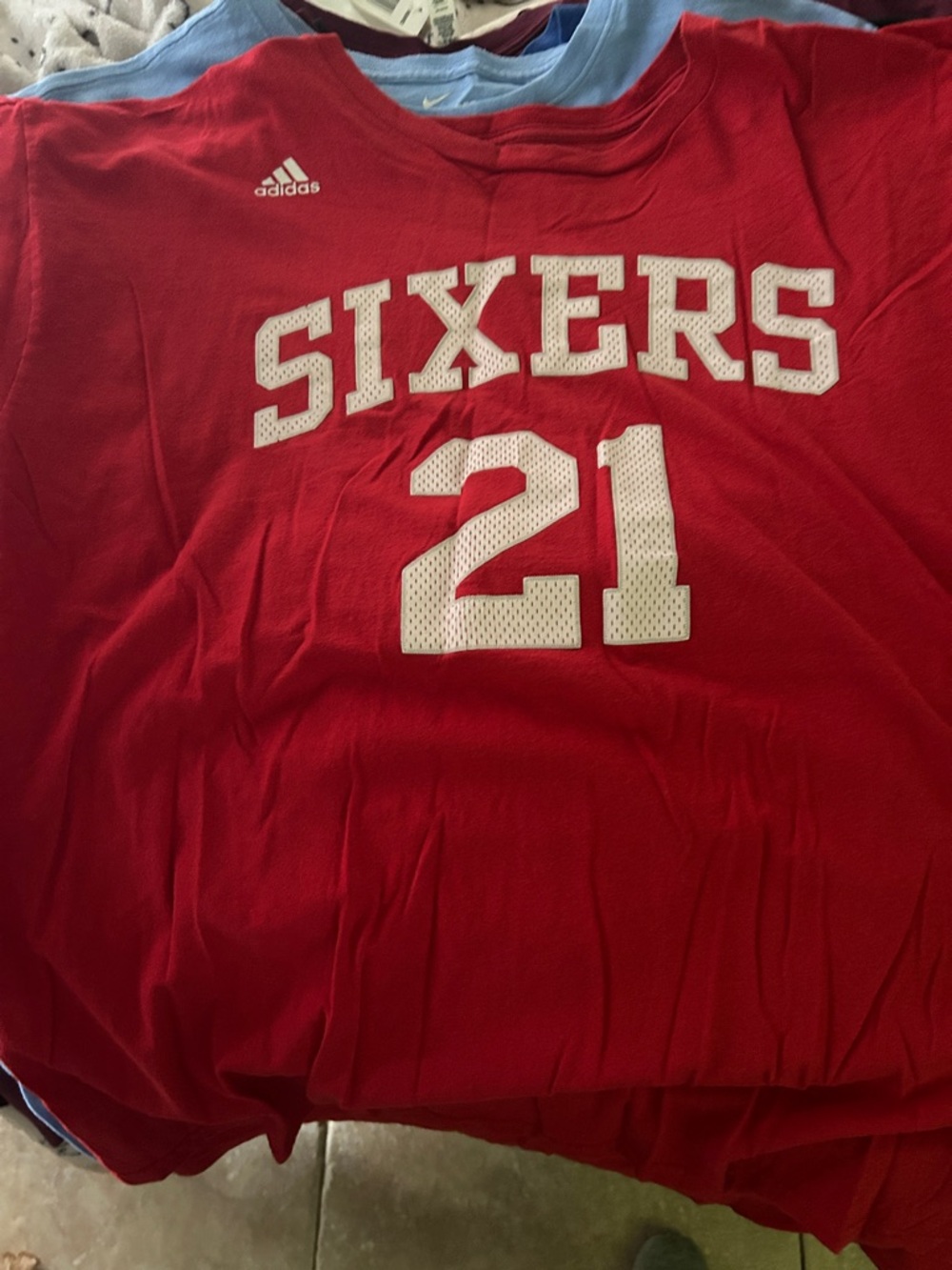 adidas Red Sixers #21 Basketball Tee